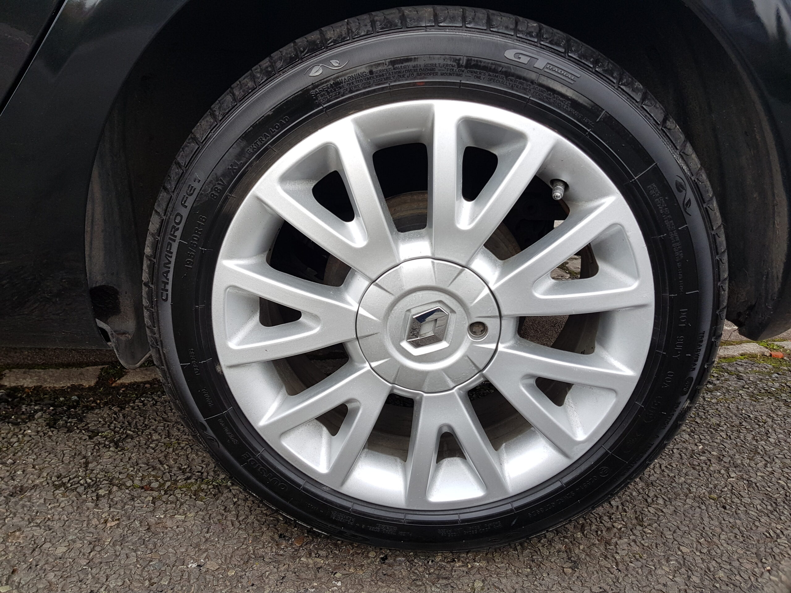 Renault Clio Dynamique Tom Tom