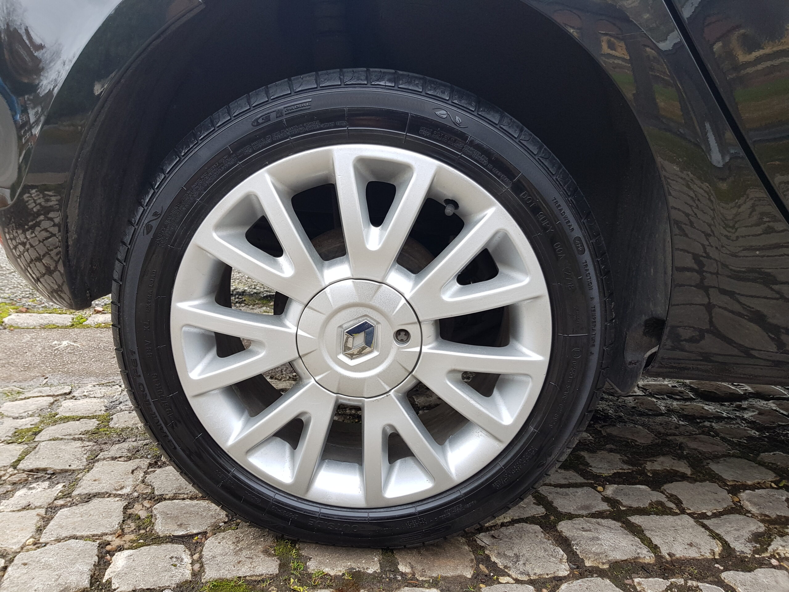 Renault Clio Dynamique Tom Tom