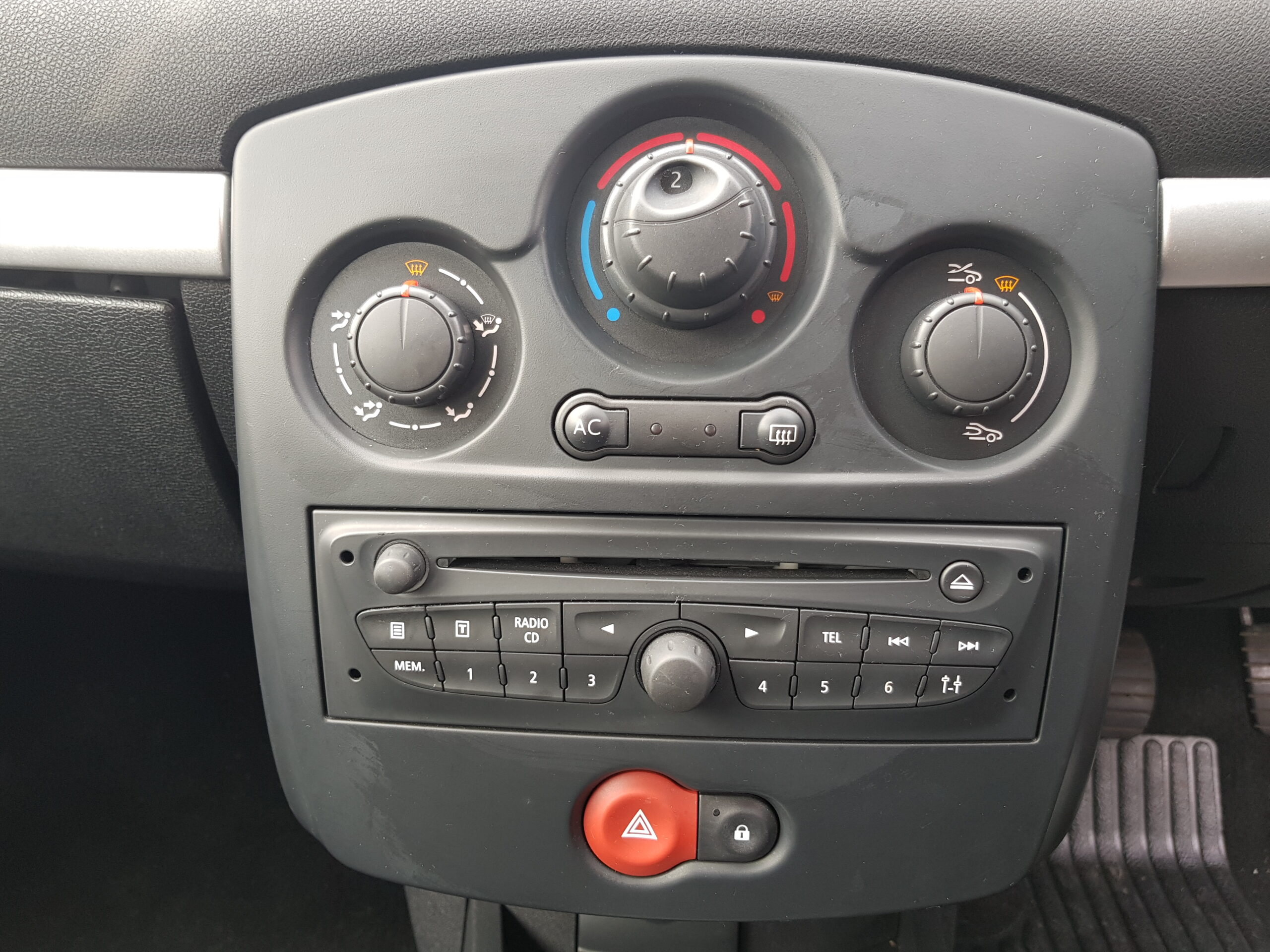 Renault Clio Dynamique Tom Tom