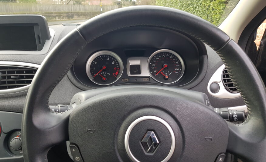 Renault Clio Dynamique Tom Tom