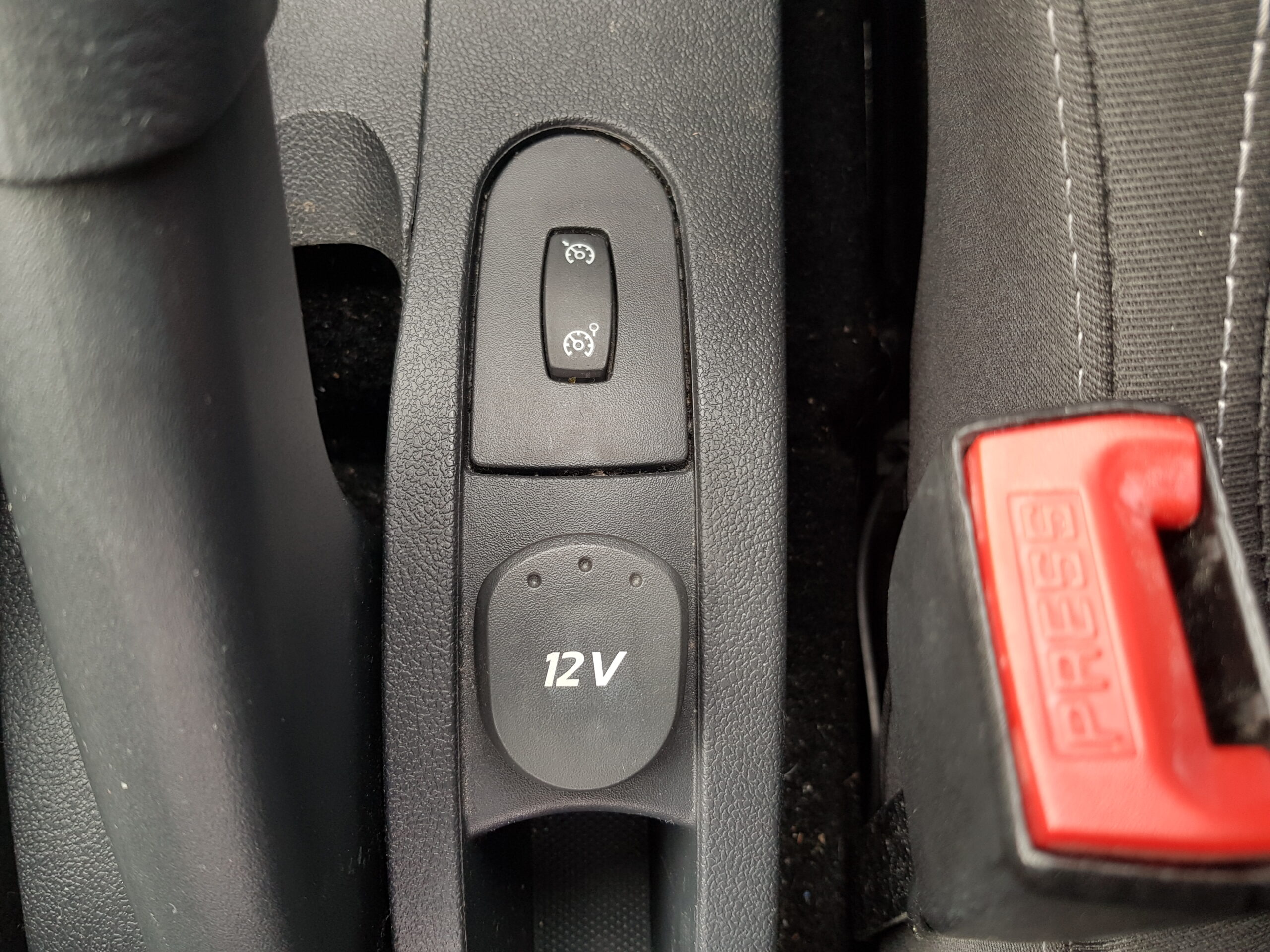 Renault Clio Dynamique Tom Tom