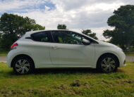 Peugeot 208 Access a/c