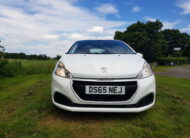 Peugeot 208 Access a/c