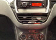 Peugeot 208 Access a/c